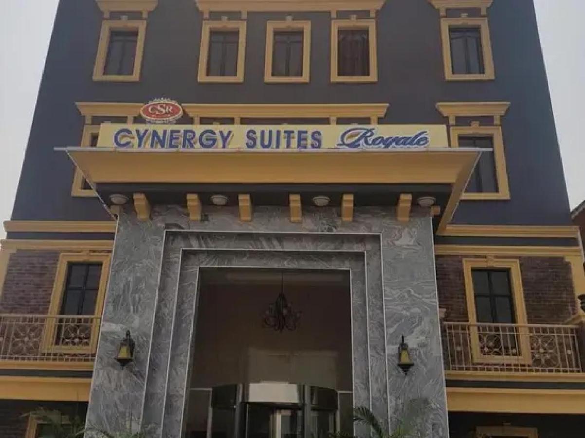 Room In Lodge - Cynergy Suites Royale, Lekki Lagos Exterior photo