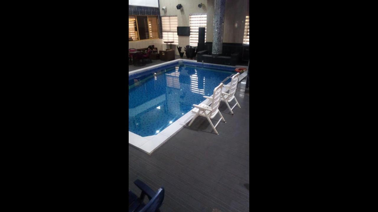 Room In Lodge - Cynergy Suites Royale, Lekki Lagos Exterior photo